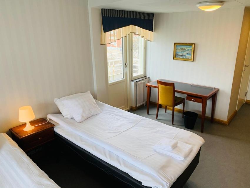 Hotelli Uninen Kotka Exteriör bild