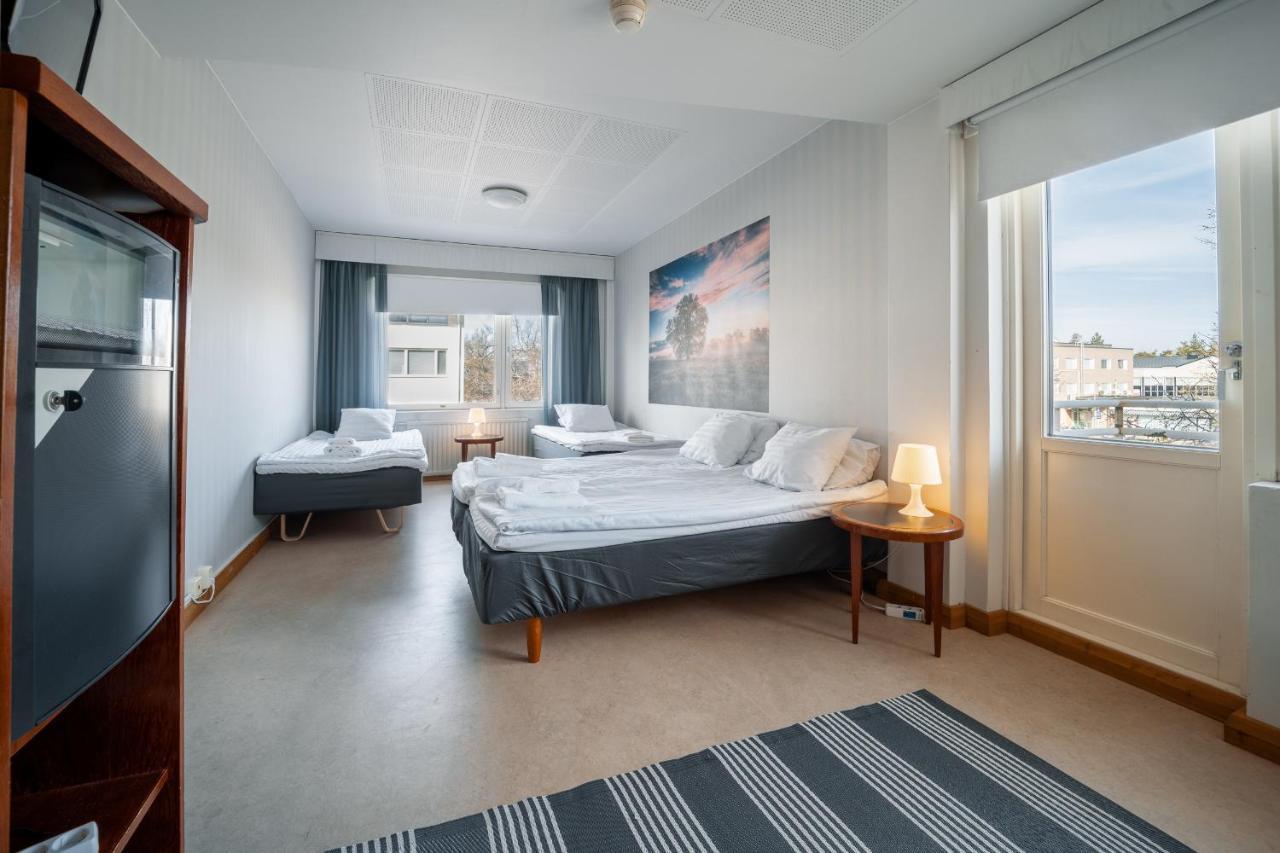 Hotelli Uninen Kotka Exteriör bild